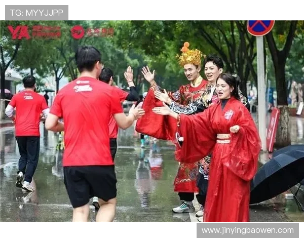 2025年延安红色半程马拉松赛圆满落幕 助力全民健身传承红色精神 2025年延安红色半程马拉松赛圆满落幕 助力全民健身传承红色精神